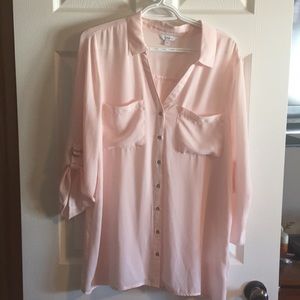 Reitmans ladies sheer baby pink blouse.